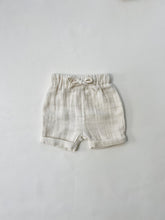 Load image into Gallery viewer, Organic Cotton Basic Cuffed Shorts - Milk
